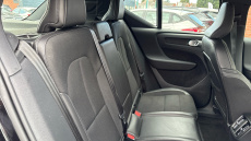 Volvo Xc40 2.0 T4 Momentum 5dr AWD Geartronic Petrol Estate